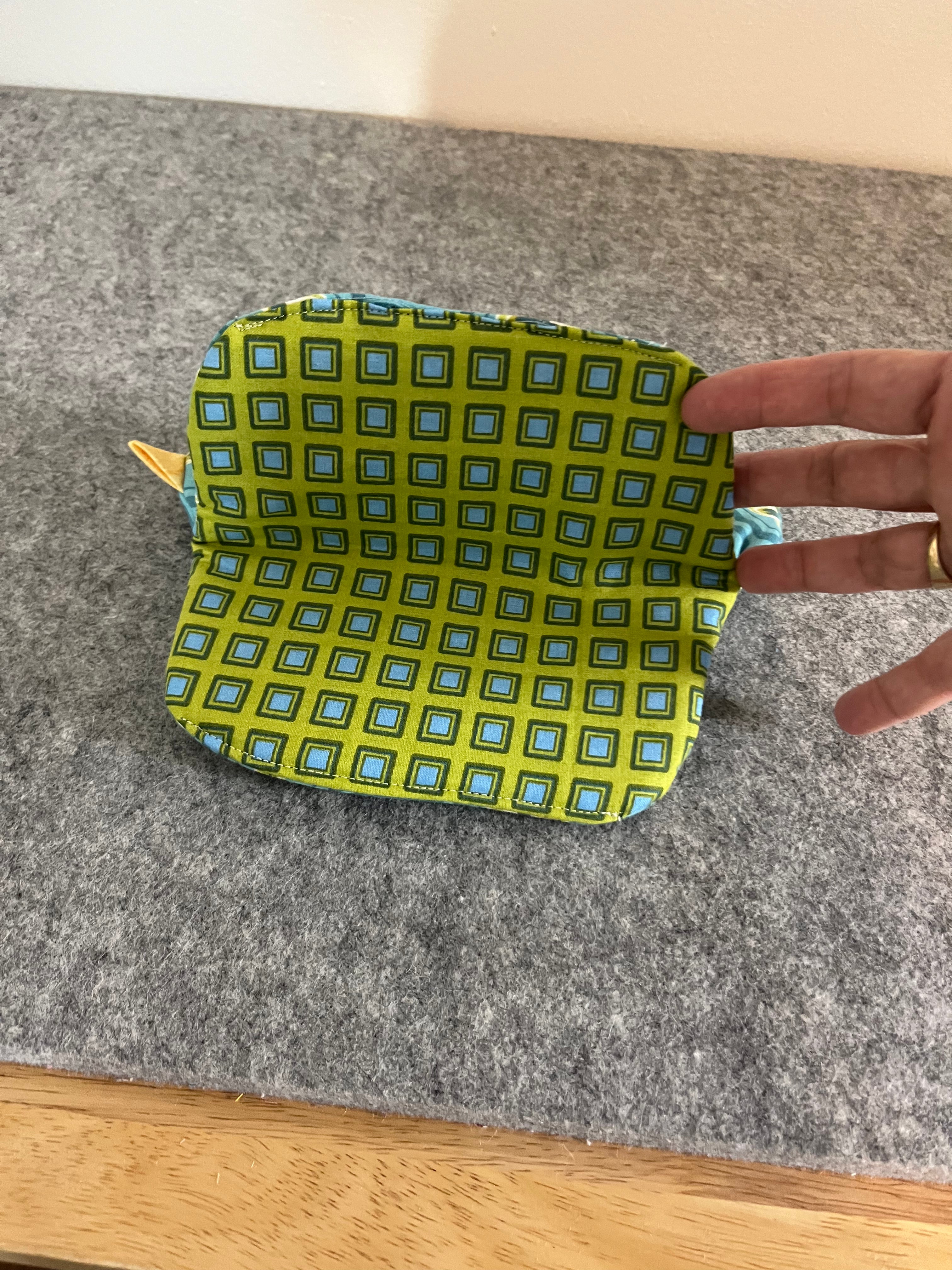 Chicken Oven Mitt