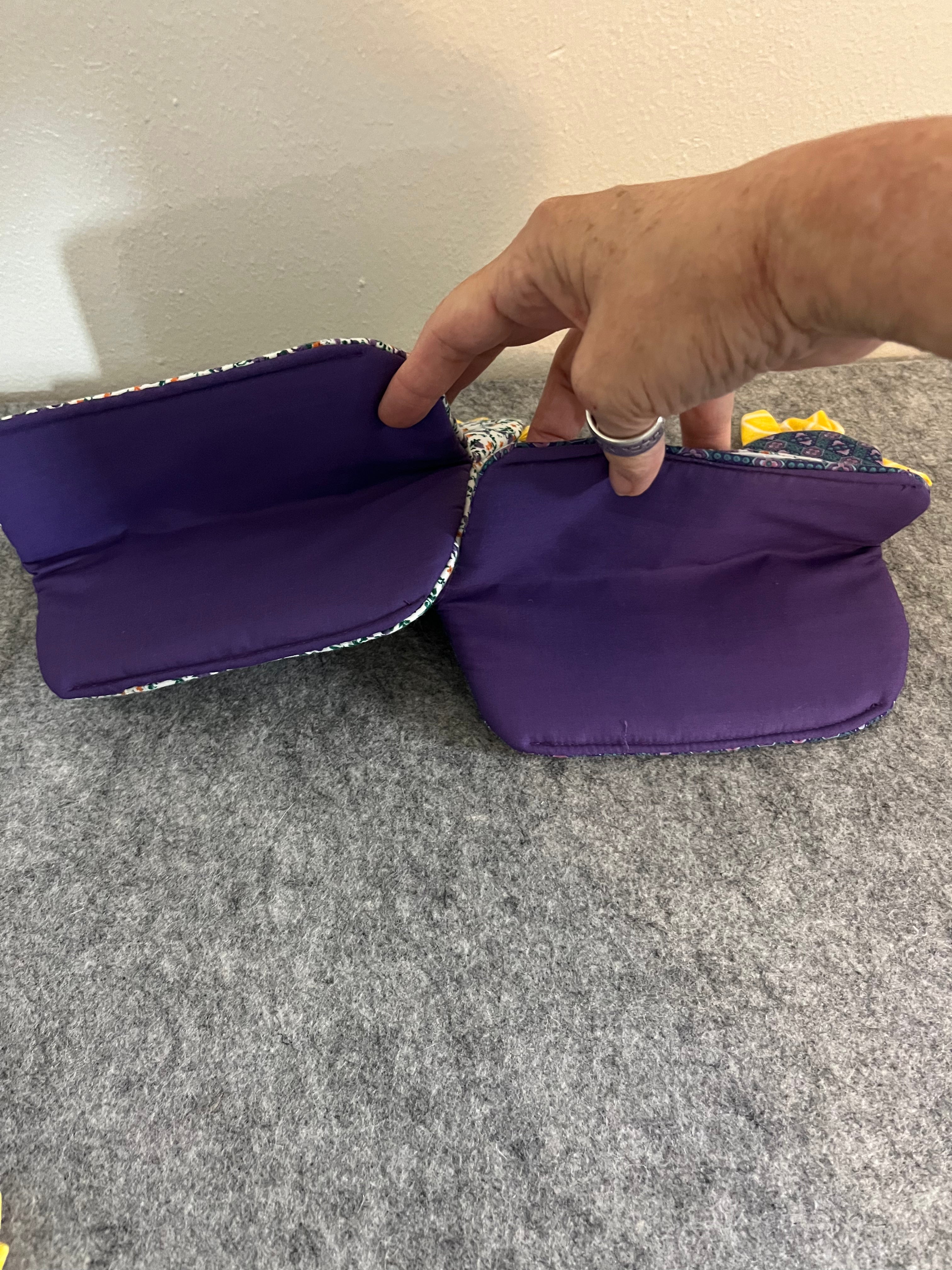 Chicken Oven Mitts Set of 2