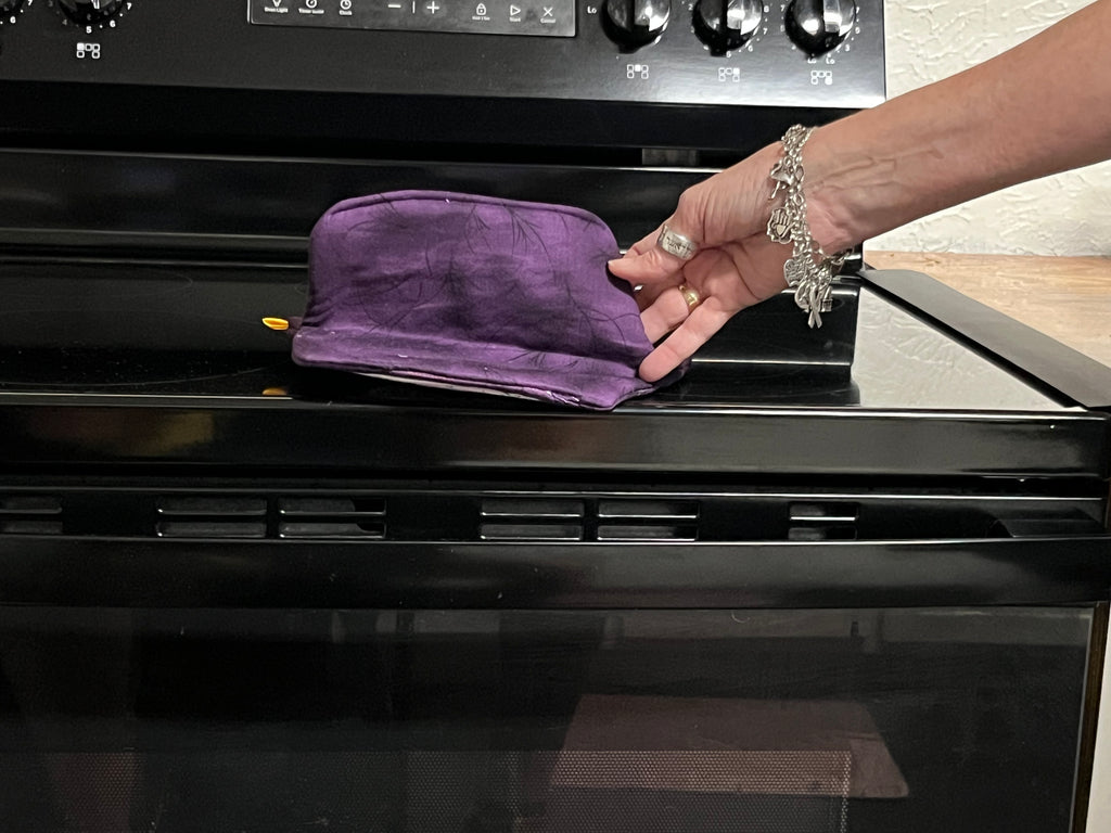 Purple Chicken Oven Mitt