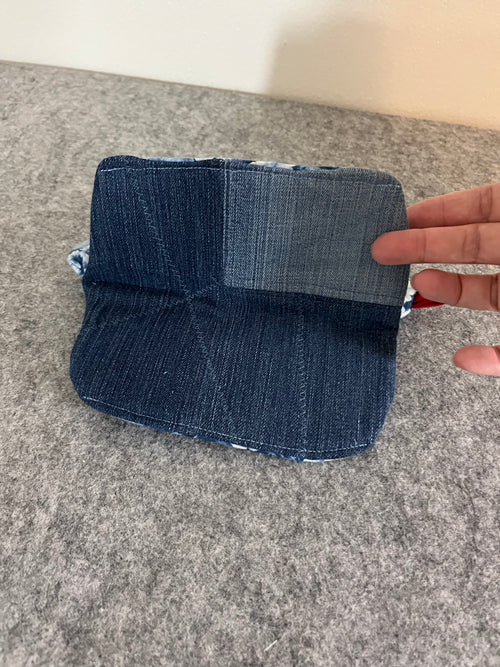 Blue Chicken Oven Mitt