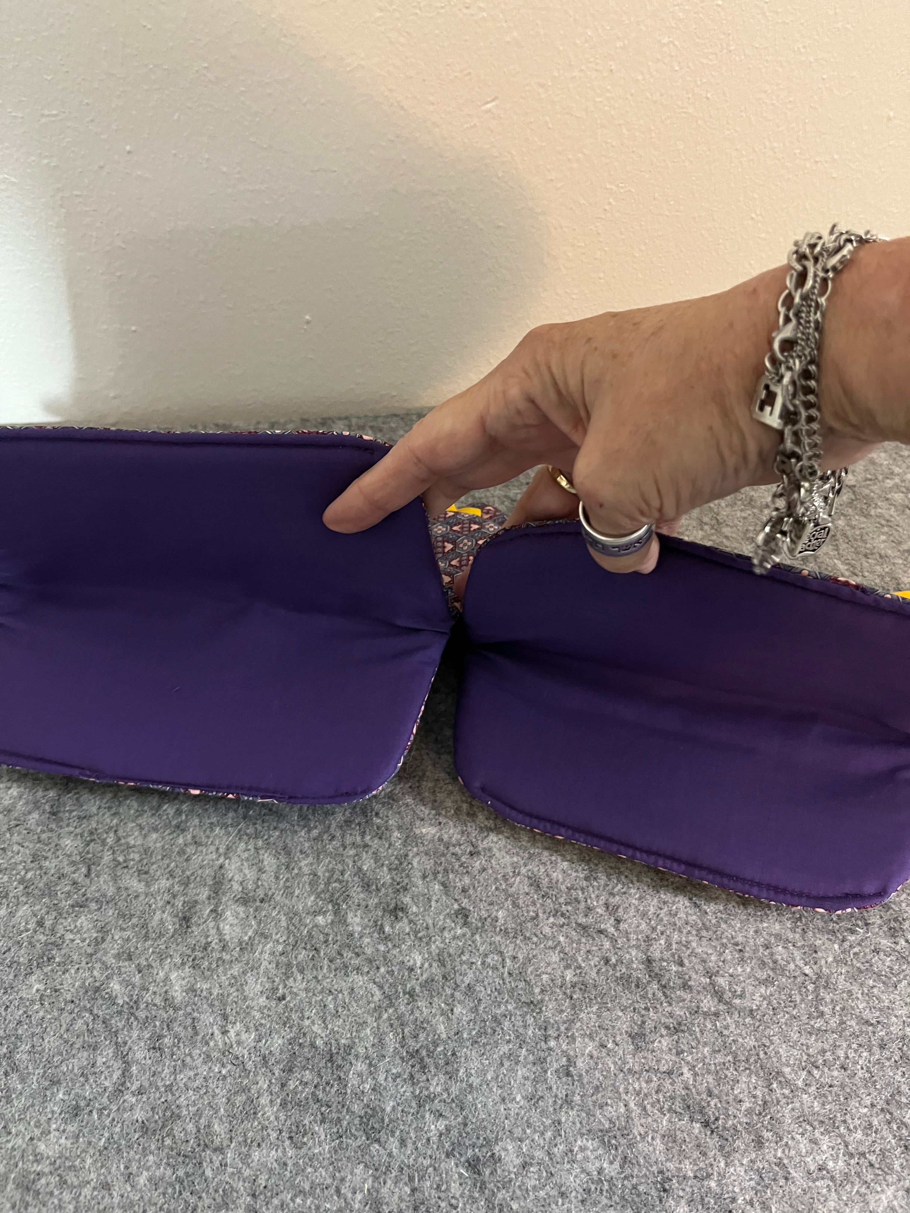 Chicken Oven Mitts Set of 2